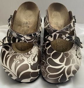 Birkenstock Birki’s Mary Jane Clogs Slip on Mules 245 Sz 7 (G)